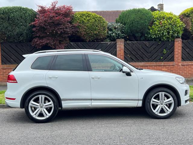 2013 Volkswagen Touareg 3.0 TDI V6 BlueMotion Tech R-Line Tiptronic 4WD Euro 5 (s/s) 5dr